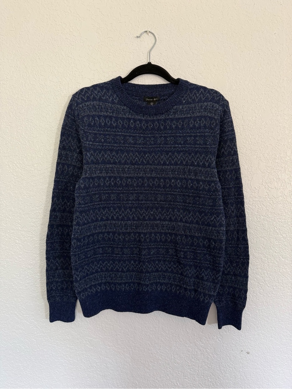 Porter + Ash Crew Neck Pullover Sweater | Small
